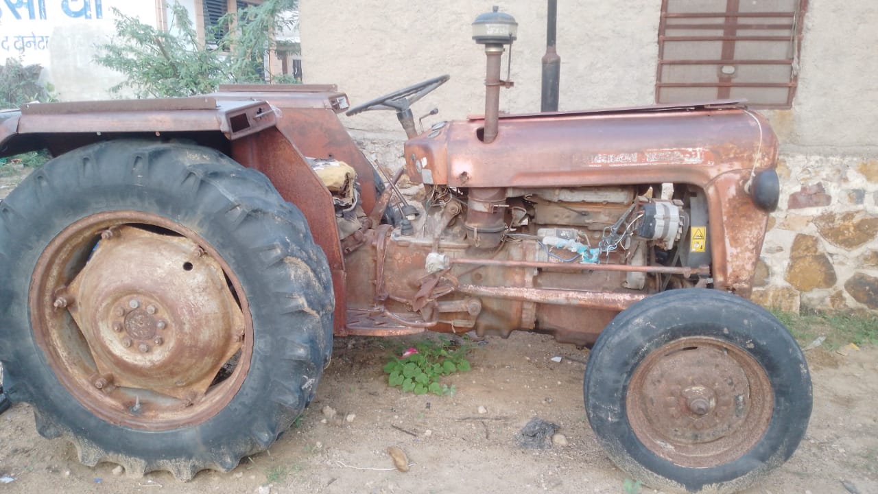 मेसी Di ट्रैक्टर